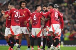 1xBit体育平台-包含狼队主场输给曼联，争四形势再度瞬息万变的词条