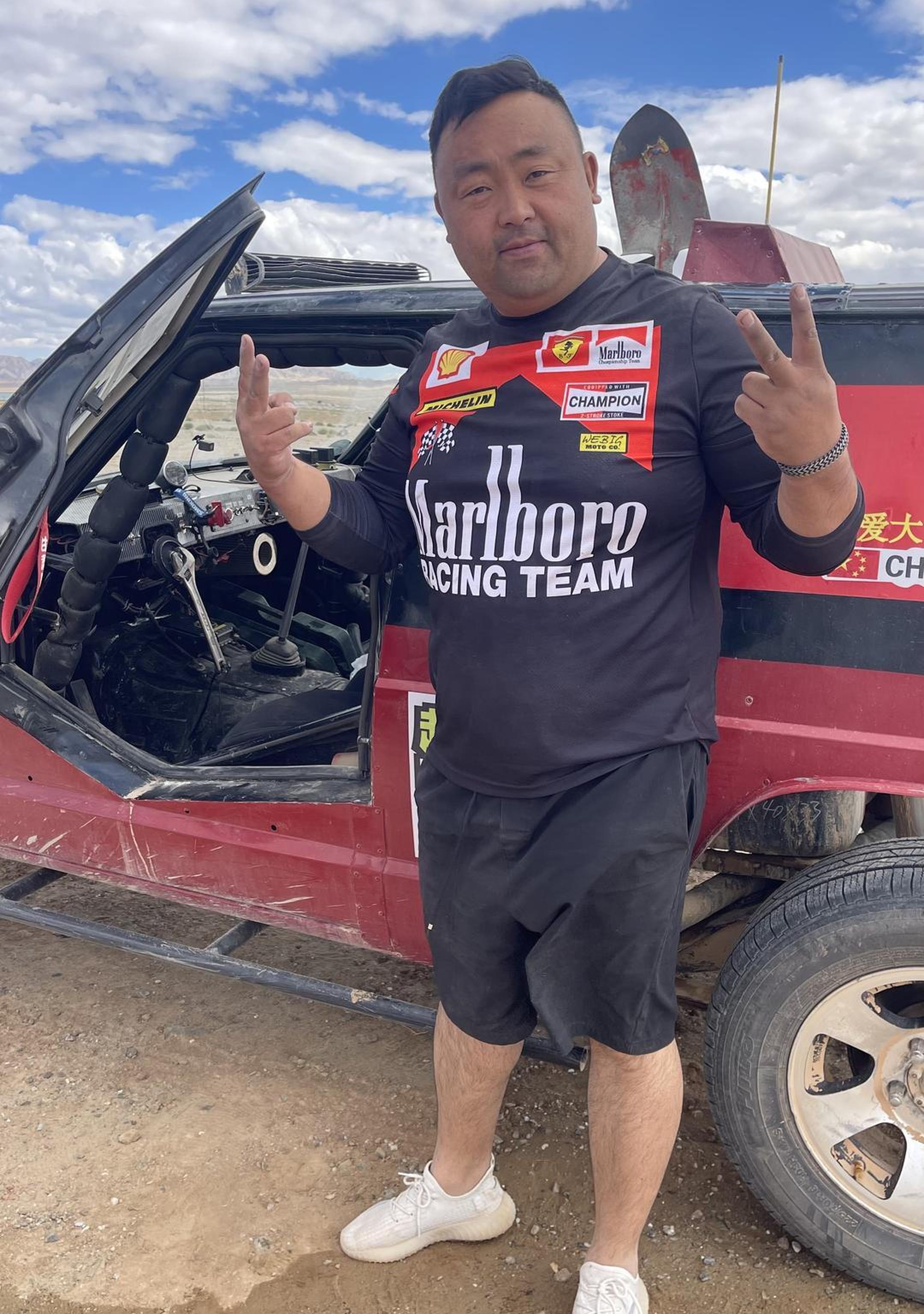 乌兹别克马拉松选手全力以赴，成功摘金的简单介绍