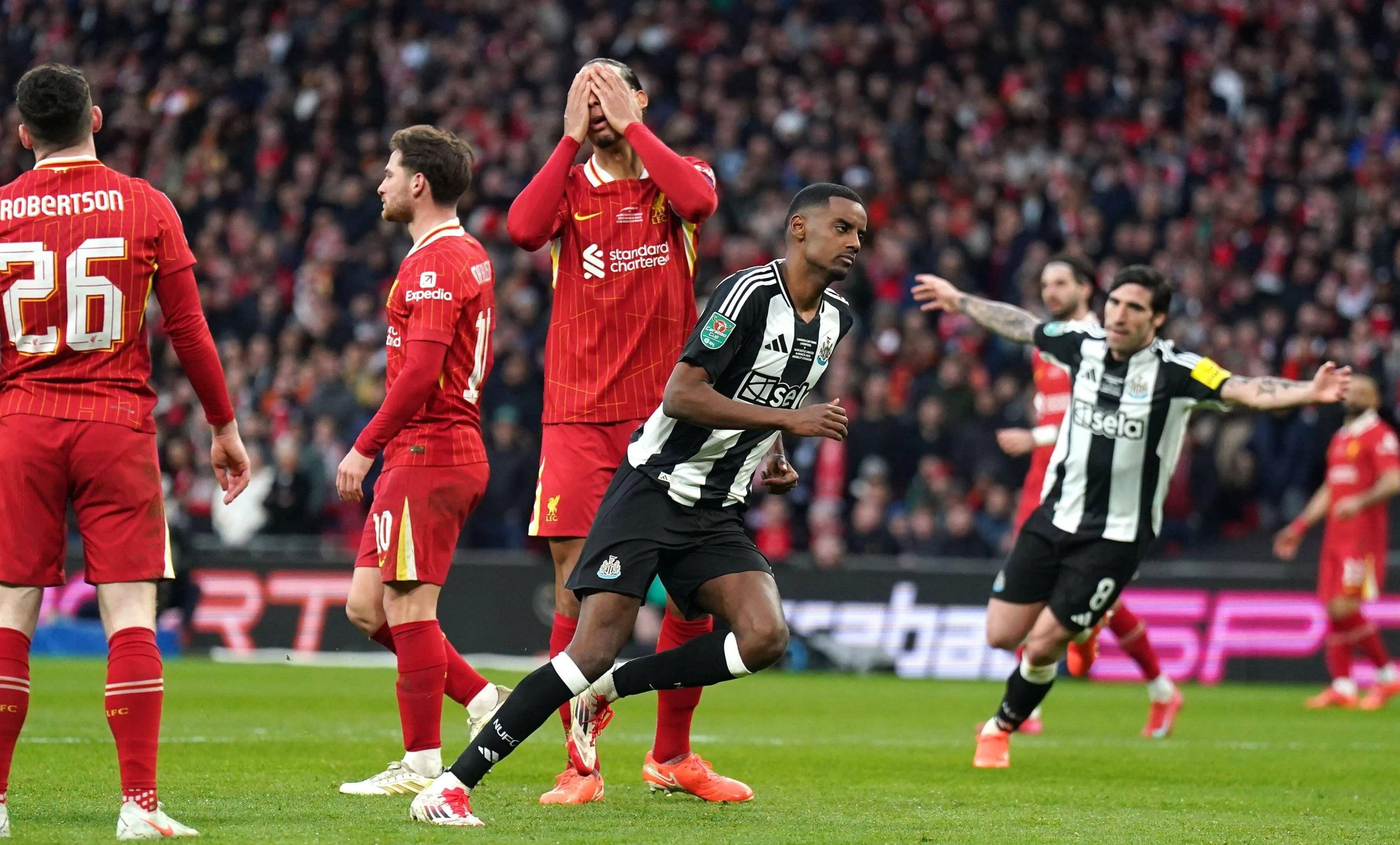 利物浦2比1击败对手,稳坐榜首位置 利物浦2比1击败对手,稳坐榜首位置