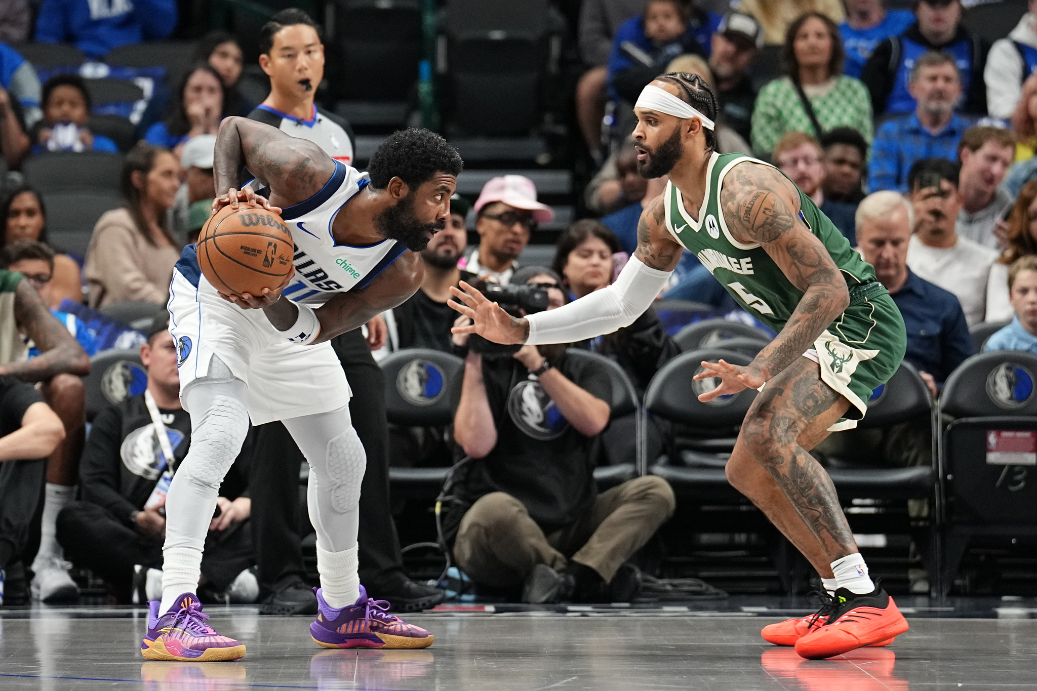 雄鹿主场胜凯尔特人，终结三连败的简单介绍