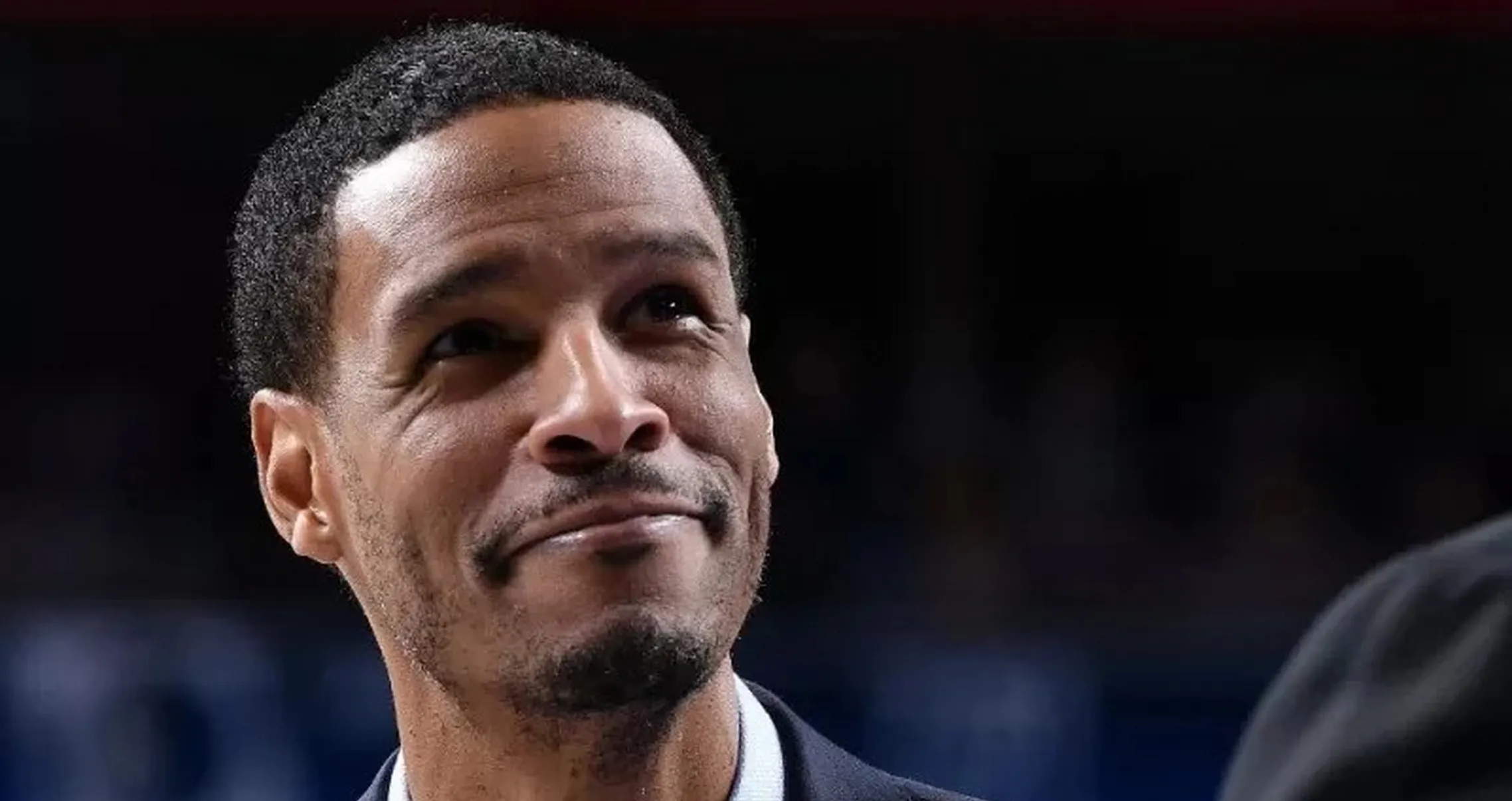 主教练突发重要决策，球队迎来完美开局！的简单介绍